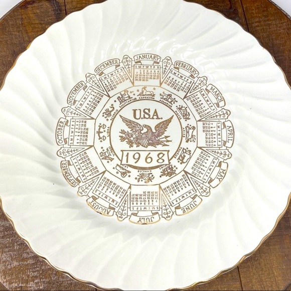 SHEFFIELD White Bone China 1968 USA Calendar Decorative Plate 10-1/4” Vintage - Picture 3 of 3